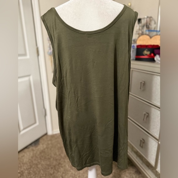 Arna York olive camisole - Picture 3 of 6